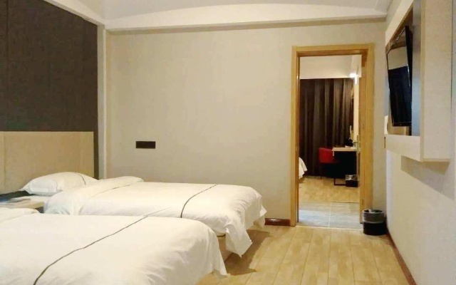 Thank Inn Plus Hotel Hebei Tangshan Lunan District Railway Station – Guest Rooms – Tangshan
