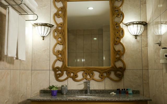 MOX Hotel