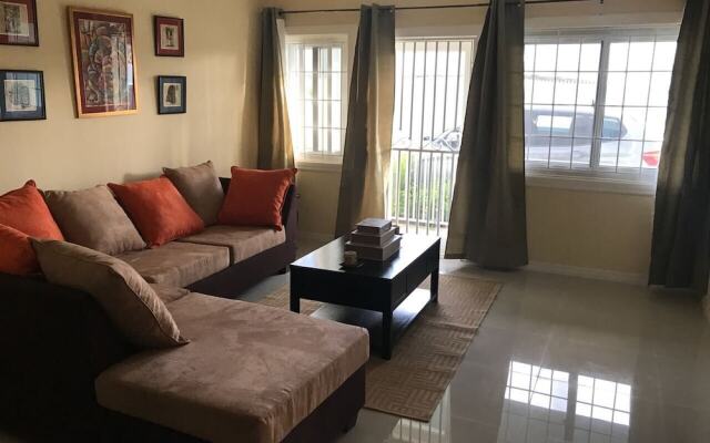 New Kingston Guest Apartment at Sandhurst