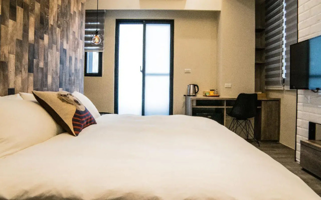 morn forest apartment
