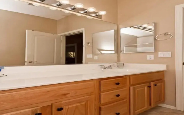 Cactus Bloom By Signature Vacation Rentals
