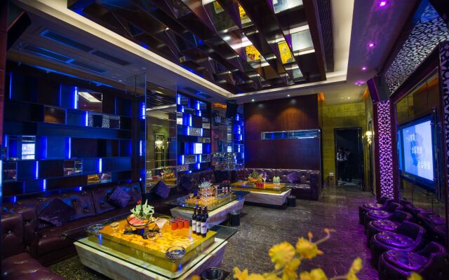 Malachite Hotel