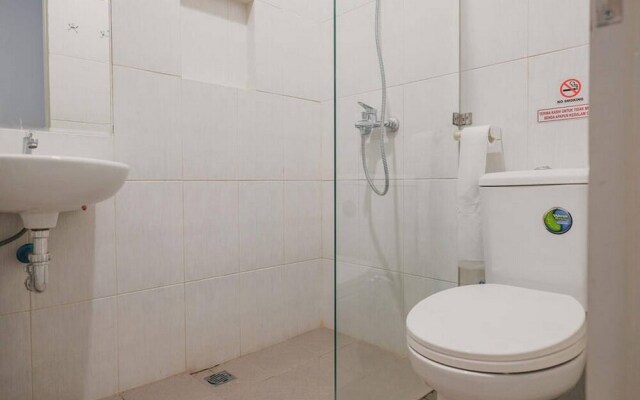Kost M25 Hostel by Reddoorz