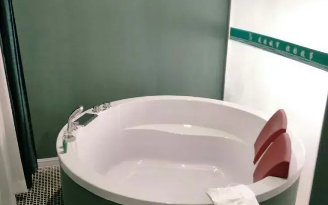 Guangzhou Yujian Hotel