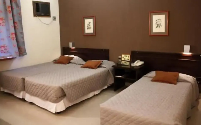 Casa Amarela Executive Hotel