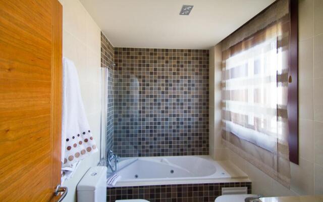 CANELAS SUITES ÁTICO Amplias Terrazas