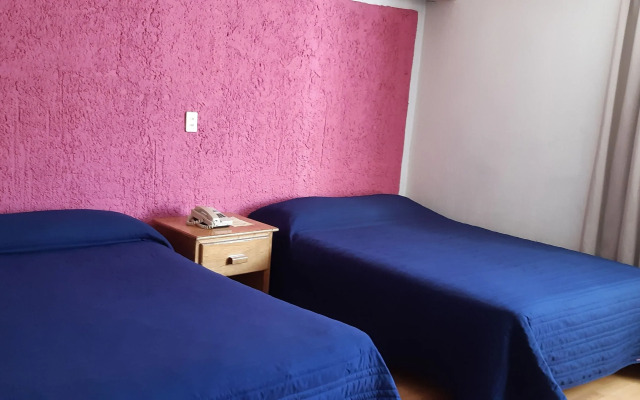 Hotel Zacatecas Courts