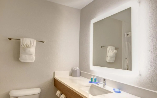 Holiday Inn Express Columbus South - Obetz by IHG