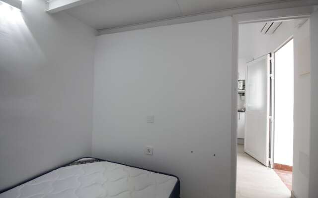 Apartamento Con 2 Camas De Matrimonio A/C Y Wifi Sanb4