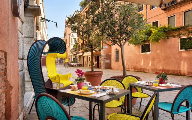 Ca' Pisani Deco Design Hotel