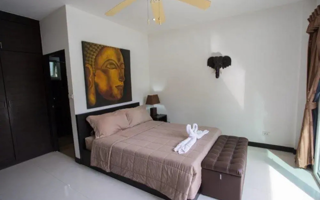 Cophi Villa 3 bd pool villa Nai harn