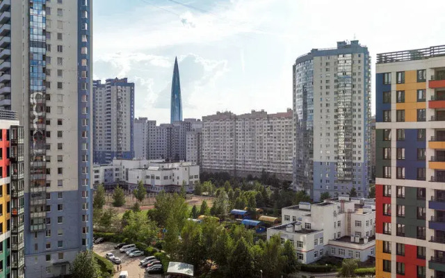 Да апарт на ул. Оптиков, д. 34 корп.1