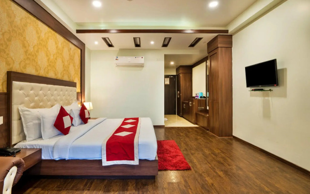 Hotel The Royal Krishna