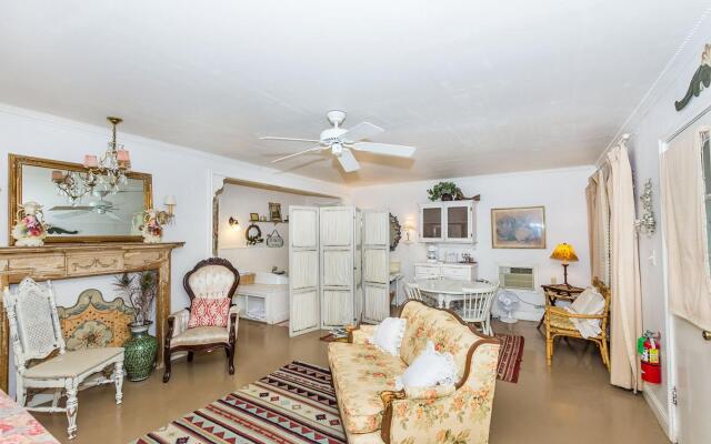 Binky's Summer Afternoon