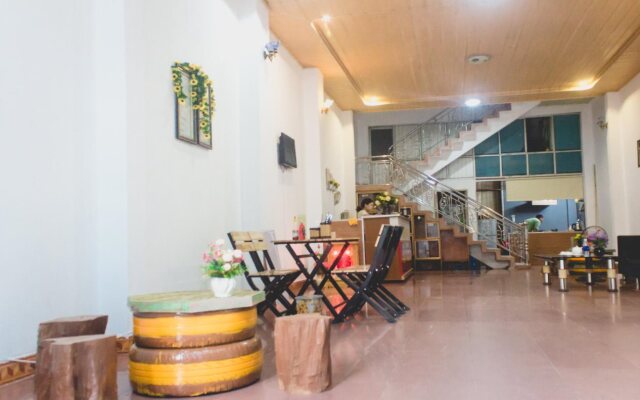 High Dream Hostel