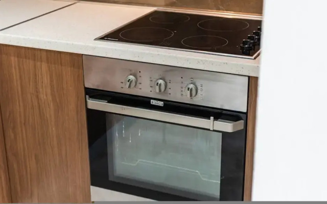 Beachside Modern Apartment