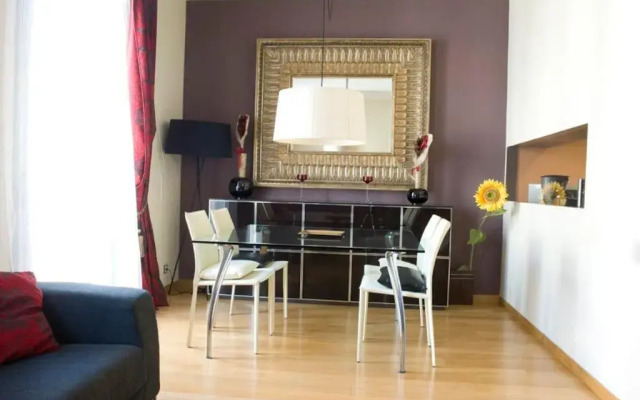 1208 - Exclusive Design Apartment