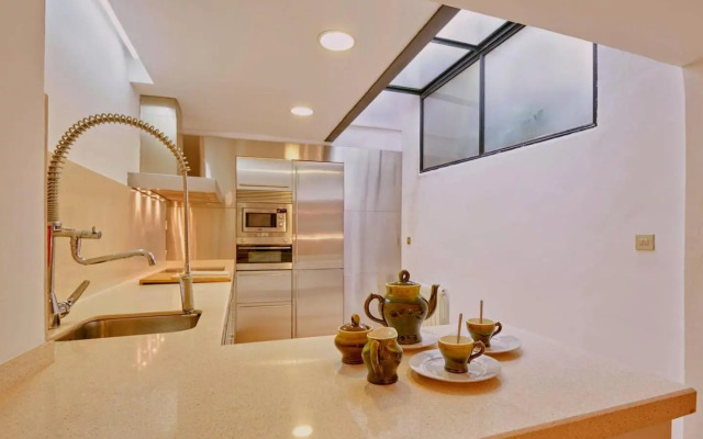 Casa de Pueblo junto Barcelona Centro