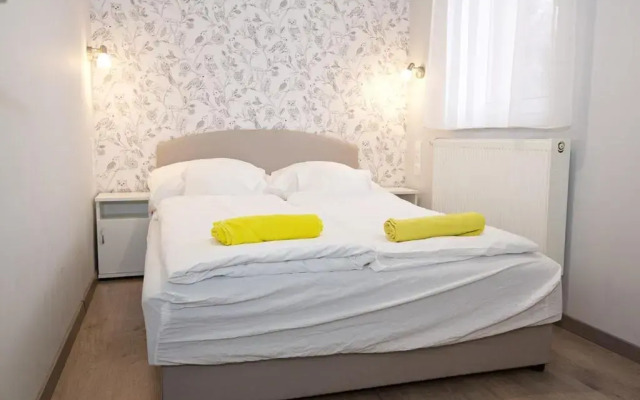 Zoli Apartmanok-Timi Kölcsey 34-36