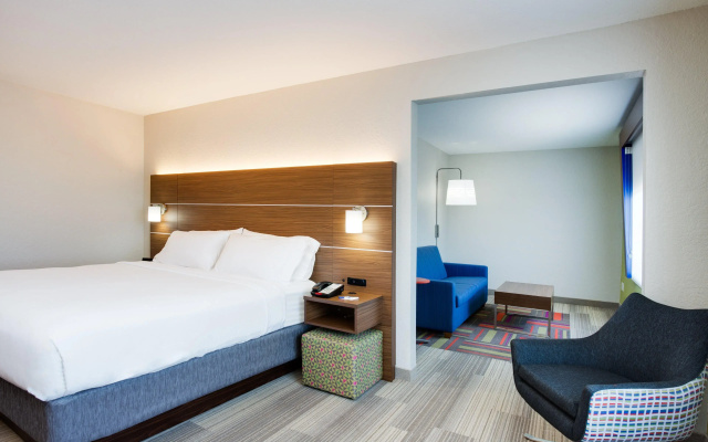 Holiday Inn Express Hotel & Suites Tampa-Fairgrounds-Casino by IHG