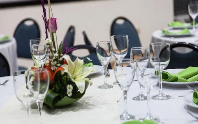 Hotel NH Lázaro Cárdenas