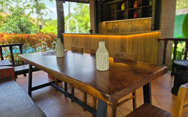 Mango Lantern Villa By Mirth Kollam