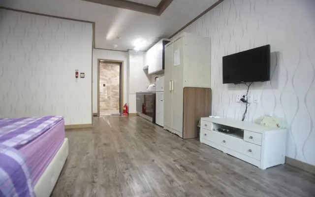 Mangsang Haeorum Family Hotel
