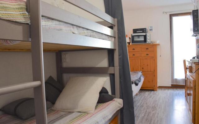 Appartement Bernex, 2 pièces, 6 personnes - FR-1-498-50