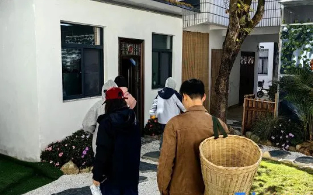 Grand View flower homestay