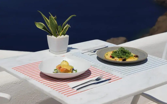 Rocabella Santorini Hotel & SPA
