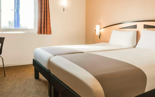 ibis Rotherham East – (M18 - M1)