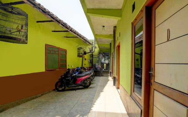 OYO Life 92840 Wisma Morricco