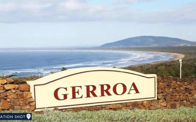 Surf Mist - contemporary seaside duplex