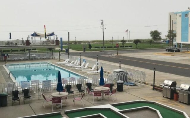 Gold Crest Motel