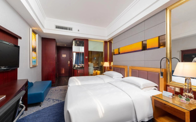 Zhuhai Charming Holiday Hotel