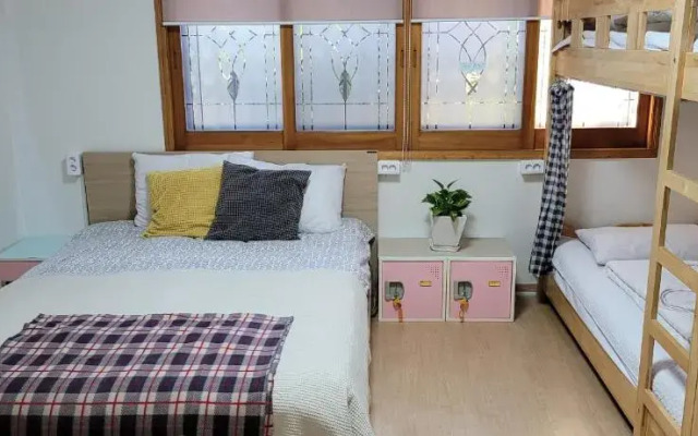 Episode Guesthouse