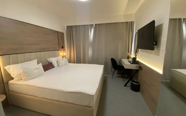 Hotel Grand
