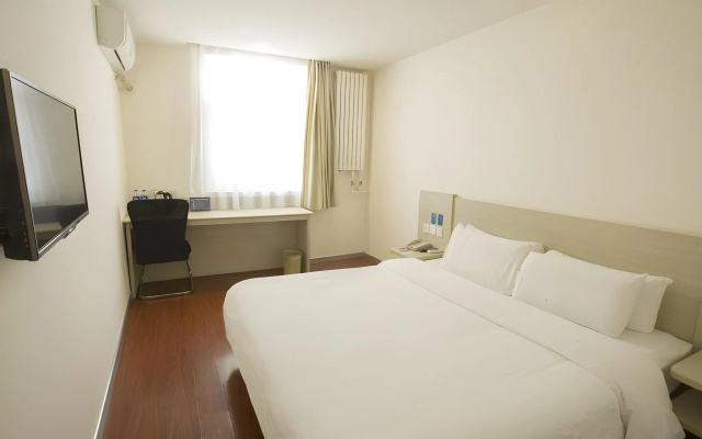 7 Days Inn Beijing Xiaocun Subway Station Branch – Guest Rooms – Beijing