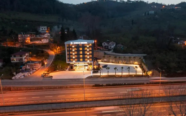 Şehrar Suit Hotel