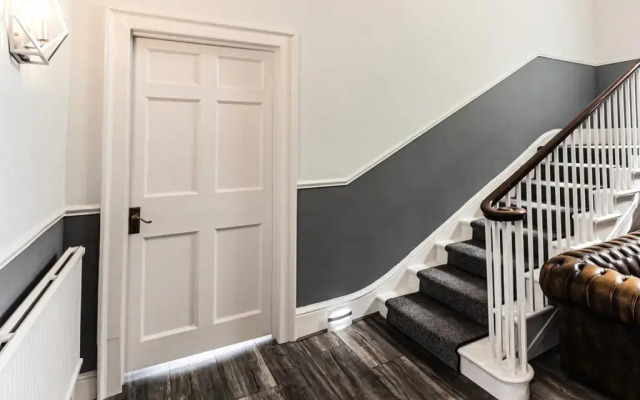 Cosy Wolf Bed & Breakfast