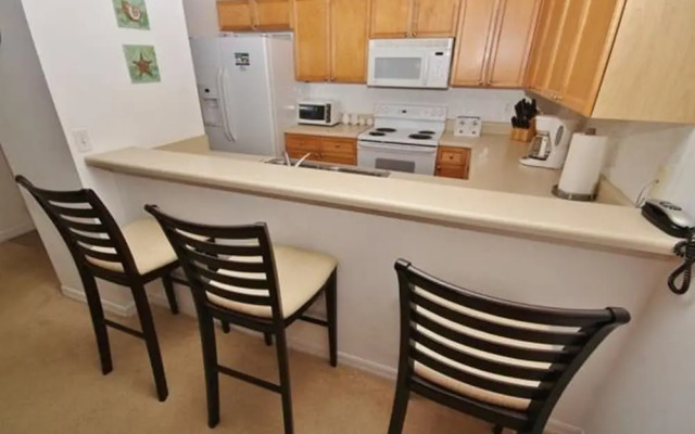 Oceanwalk 1-203 Apartment 2