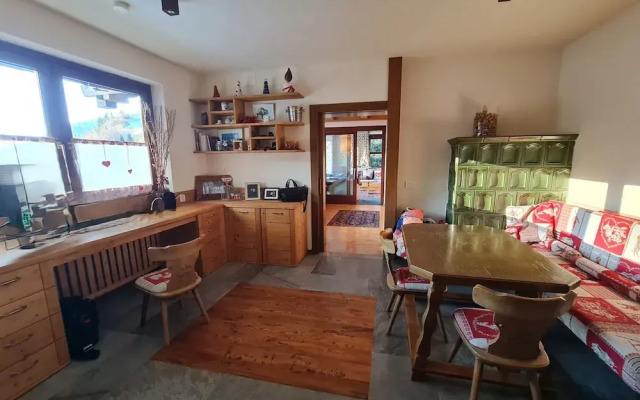 Mountain-view Apartment in Bad Kleinkirchheim