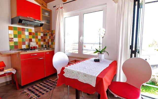 Apartments Yellow 721