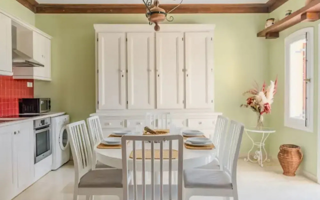 La Belle Villa - Family Retreat Magnificent View