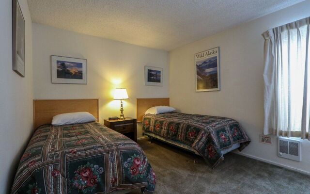 Summit #273 2 Bedroom Condo by RedAwning