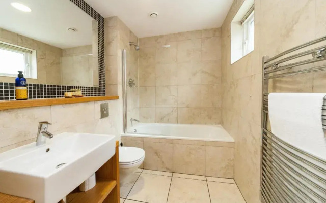 Central Durham Riverfront Apartment
