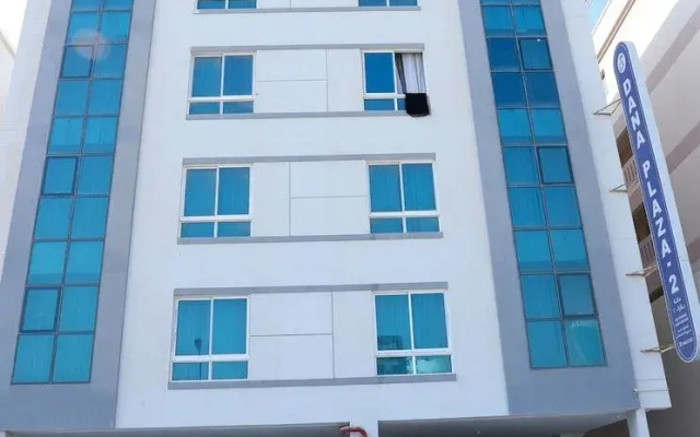 Oyo 109 Dana Plaza 2