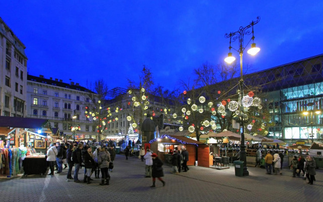 Budapest Downtown in Style