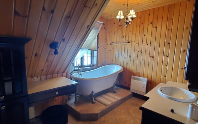 Chalet Grandes-piles St-maurice, Quai Privé