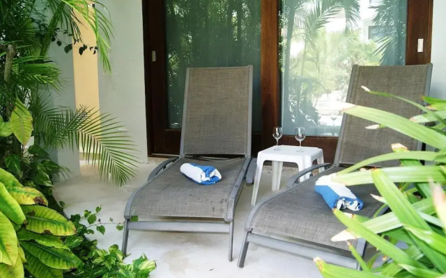 Mak Nuk Village Tulum II - Clothing Optional